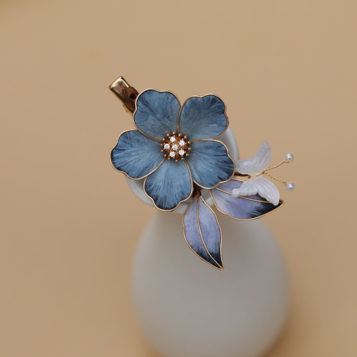 Ronghua Handmade Chinese Velvet Silk Flower Hair Clip– Intangible Cultural Heritage Craft, Elegant Gift for Women, Hanfu & Qipao Styling