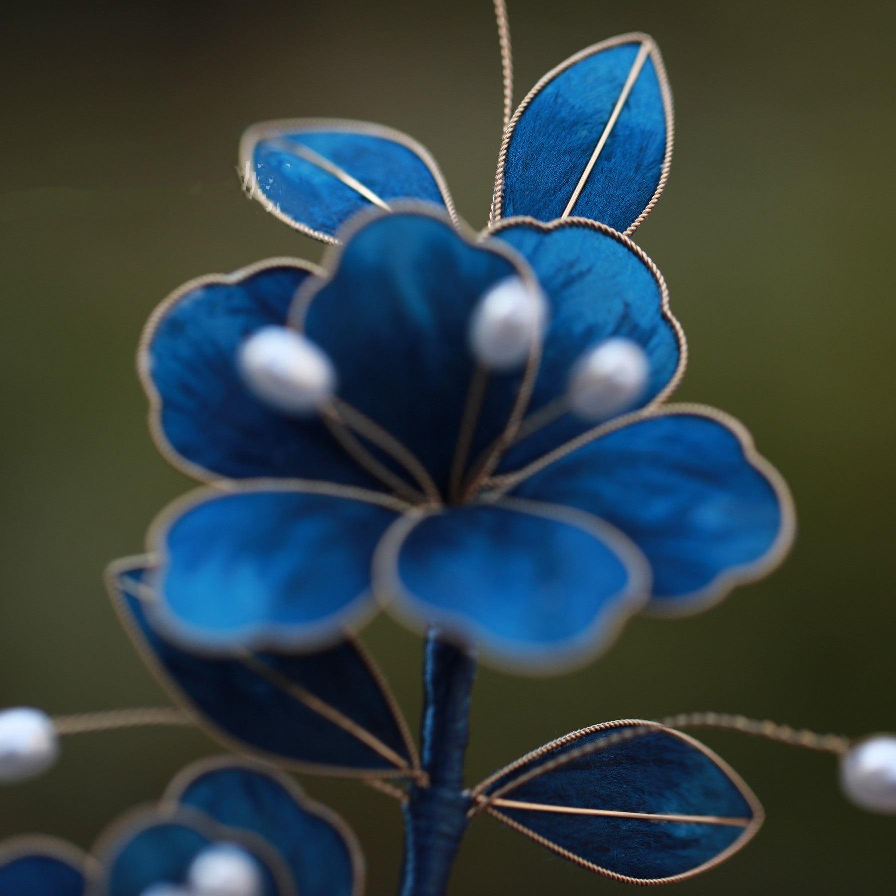 Handmade Silk Velvet Peony Hair Comb - Artisan Filigree Jewelry for Luxury Weddings & Brides
