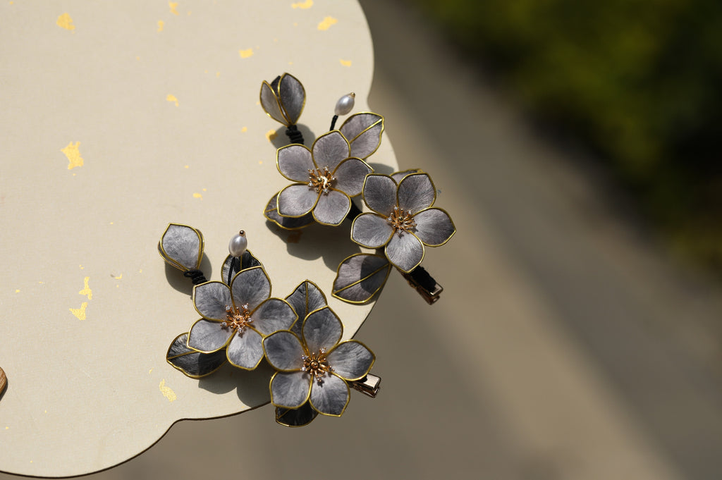 Handmade Velvet Flora Clip - Minimalist Artistic Flower Piece for Daily Office & Casual Chic