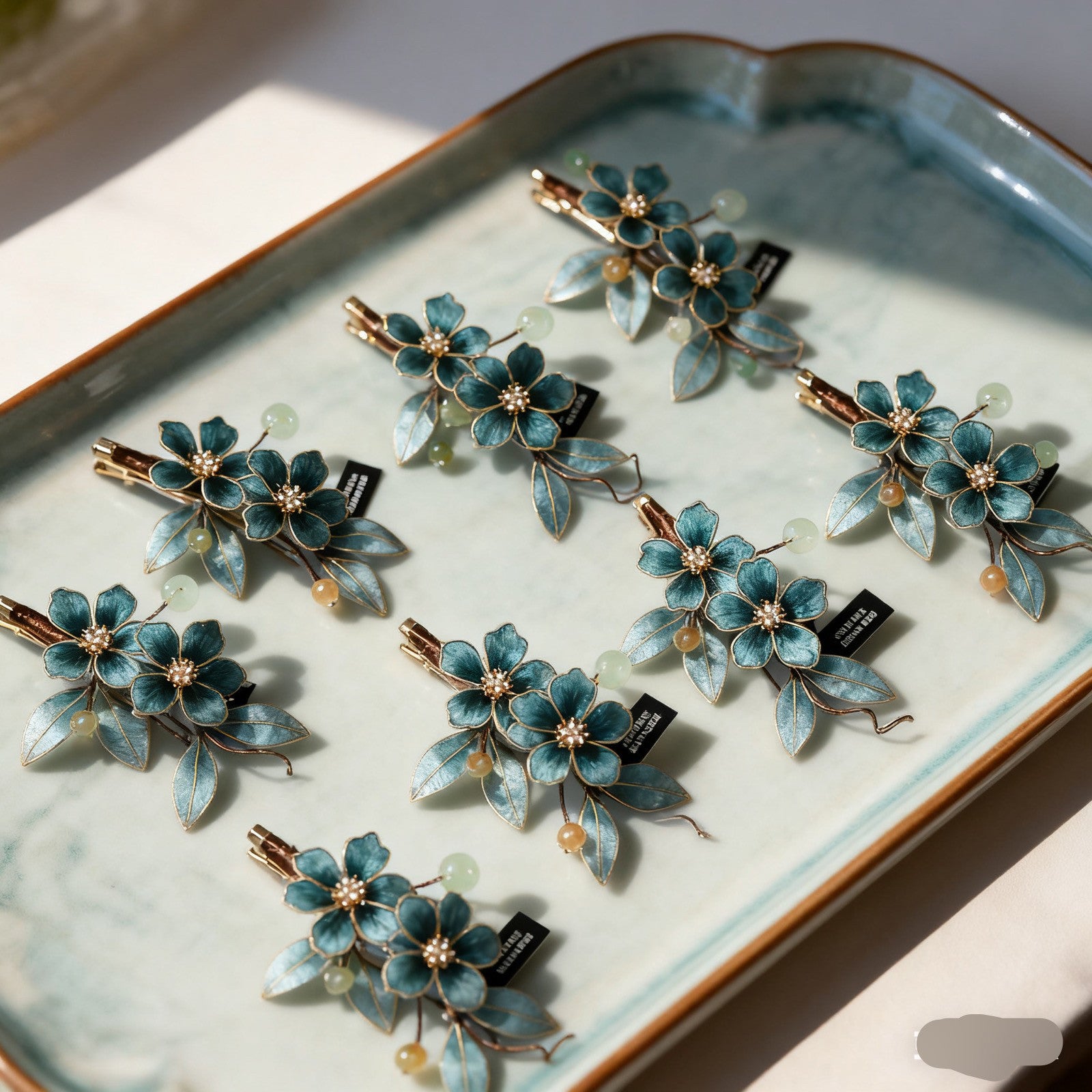 Luxury Velvet Flower Hairpin Set - Delicate Handcrafted Design, Vintage Style Hair Accessories for Bridesmaids & Tea Ceremonies