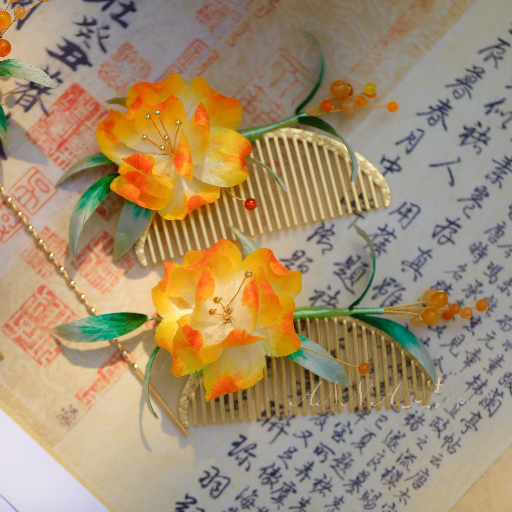 "Joyful Bloom" Silk Velvet Hair Comb - Artisan Hand-set Decor for Anniversary Gifts