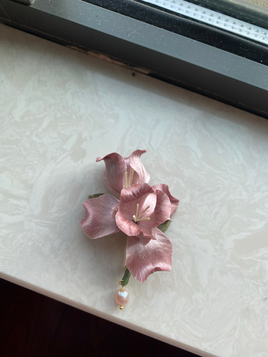 Luxury Silk Velvet Botanical Brooch - Lightweight Shimmering Pin for Festive Suits